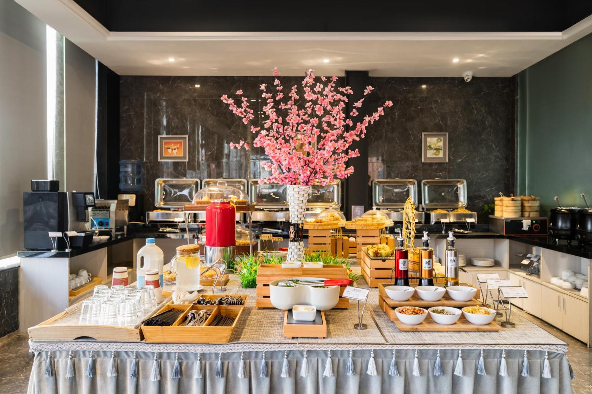 Paco Hotel Shuiyin Road Guangzhou-Free Bus Canton Fair Exterior photo